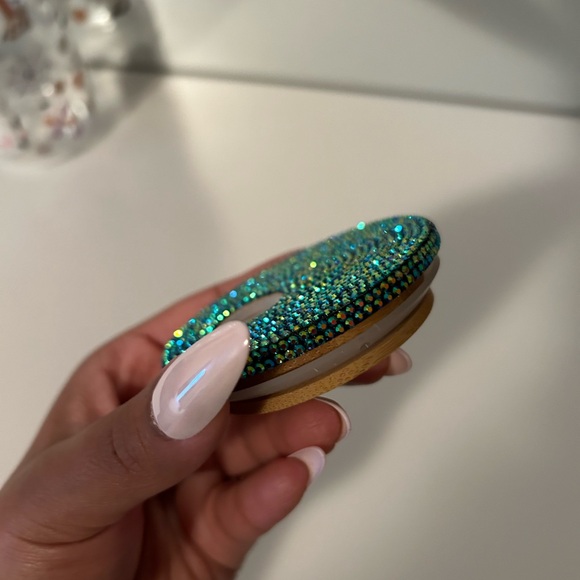 - Rhinestone bamboo lid handmade for glass cups 16oz 12oz 24oz - Picture 4 of 5
